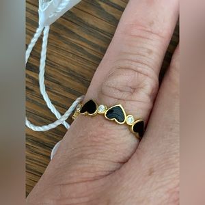 Brand New Size 7 gold over sterling silver black enamel heart ring